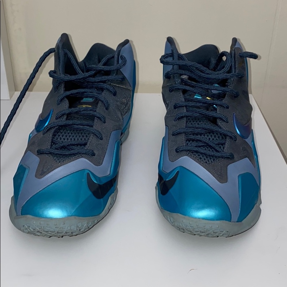 LeBron James basketball shoes